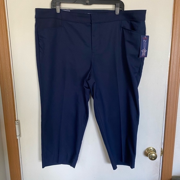Chaps 18 capris new with tags slimming fit - Picture 1 of 7